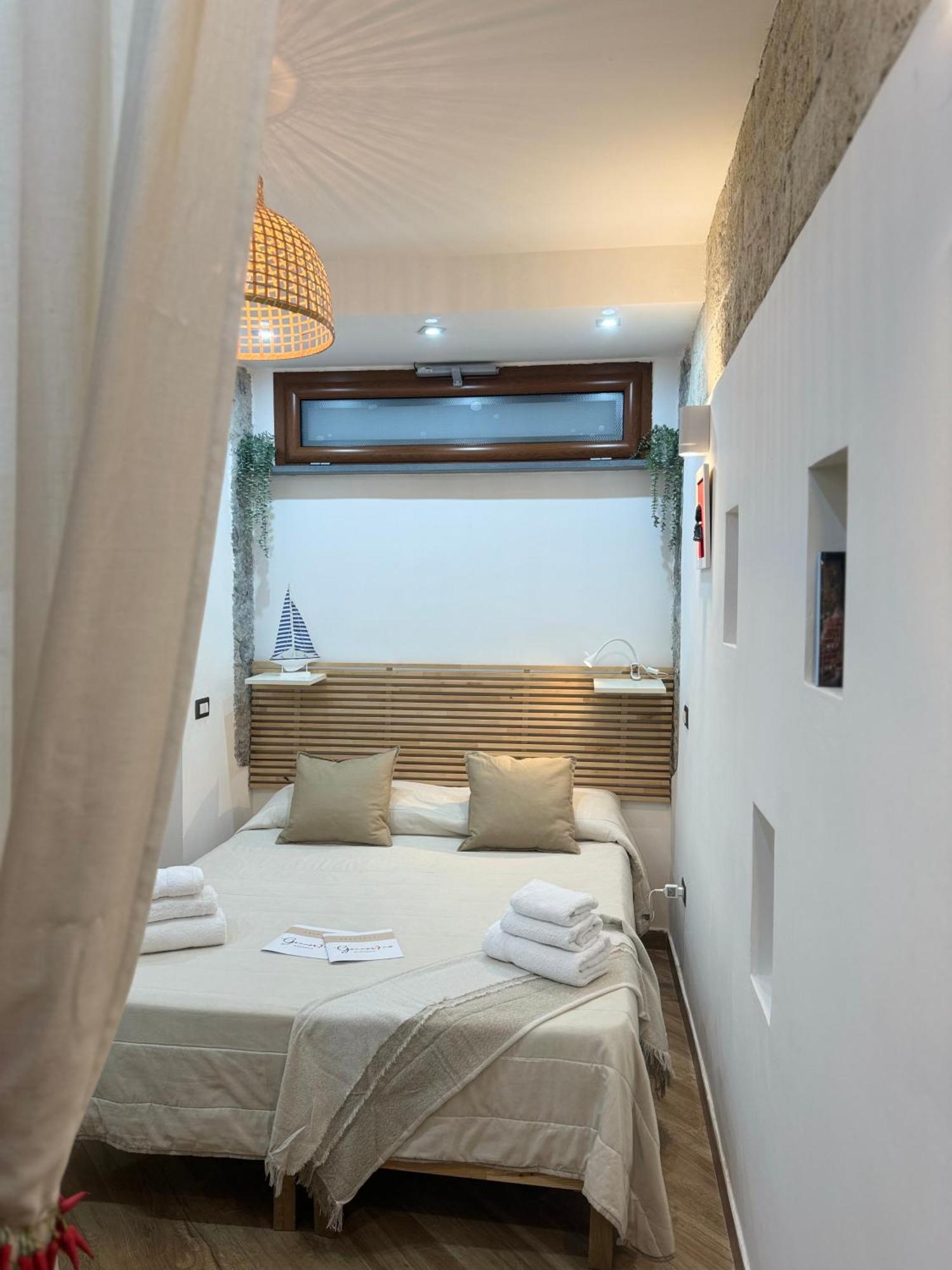 Appartement Casa Gennarino à Naples Extérieur photo