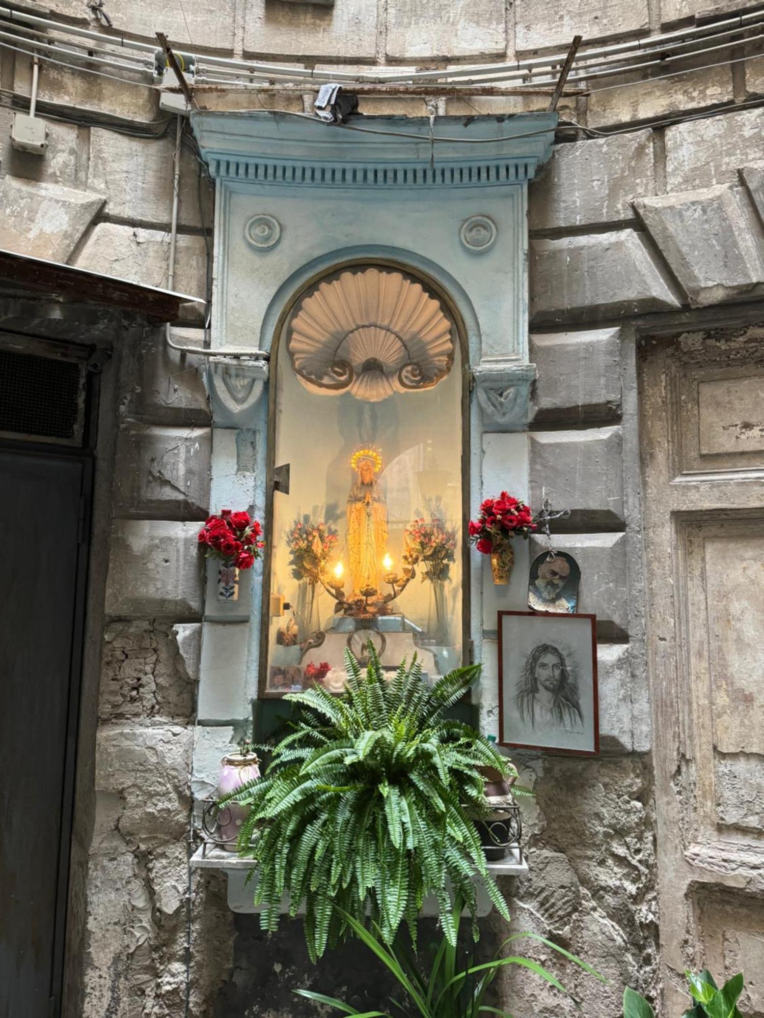 Appartement Casa Gennarino à Naples Extérieur photo