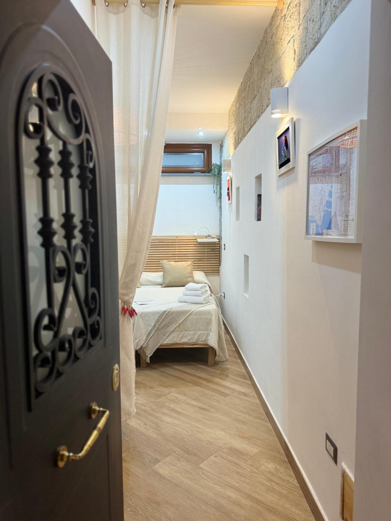 Appartement Casa Gennarino à Naples Extérieur photo